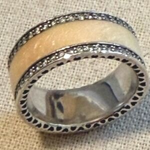 Retired Hearts of‎ Pandora Enamel Sterling Silver 925 Ring Women's Size 54/7
